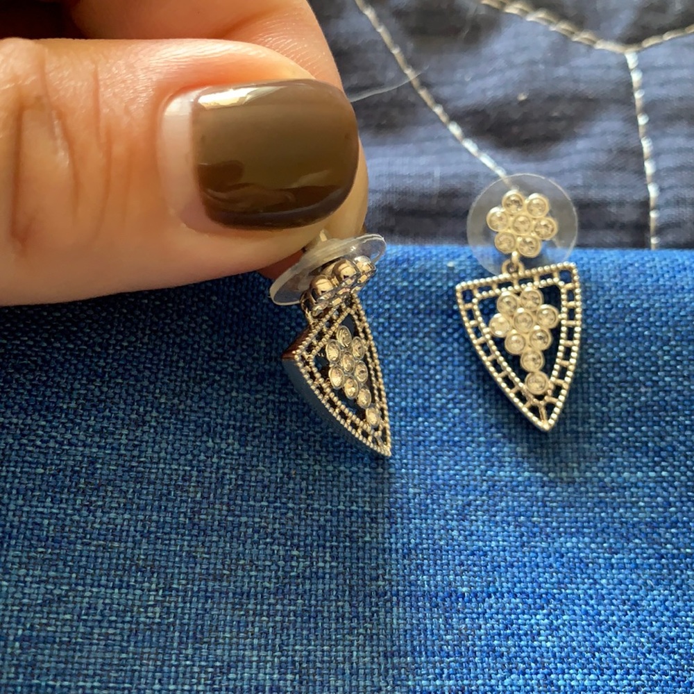Touchstone Silver (rhodium) Earrings